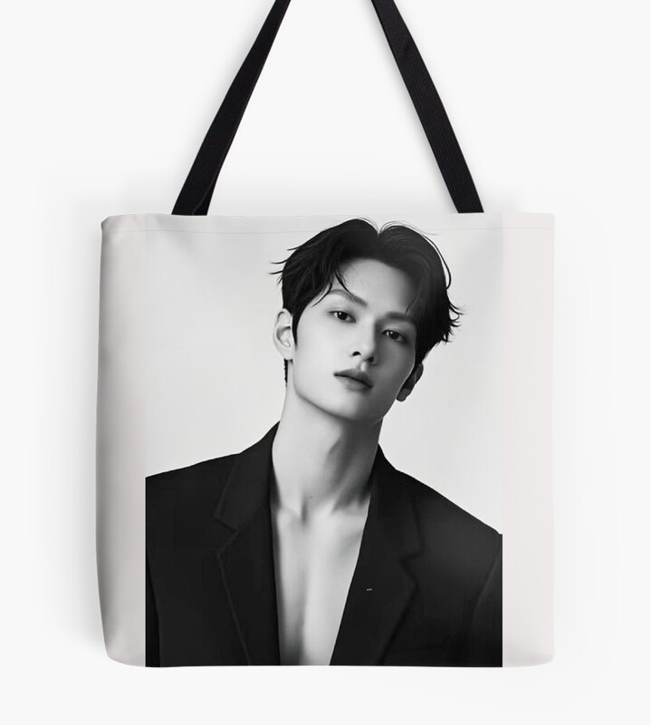 Seventeen Jun Tote Bag